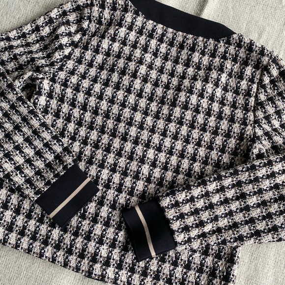 Small Vintage Looking Bomber cardigan - Picture 8 of 8